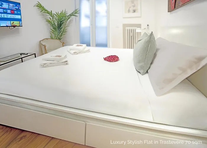 La Dolce Vita - Luxury Stylish Flats In Trastevere 70-90Sqm